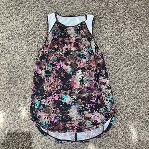 Lululemon Tank READ DESCRIPTION